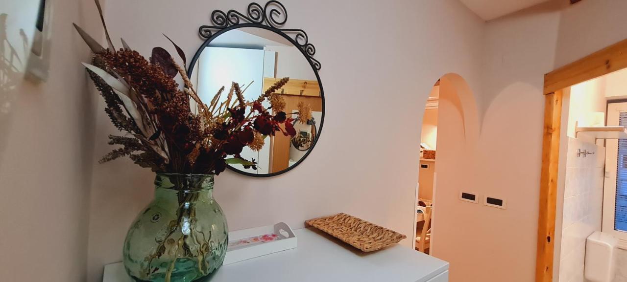 Studio Apartments Malu Пула Екстер'єр фото