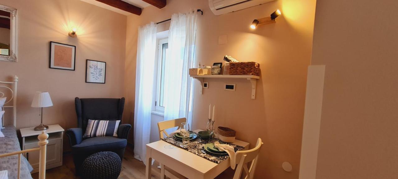 Studio Apartments Malu Пула Екстер'єр фото